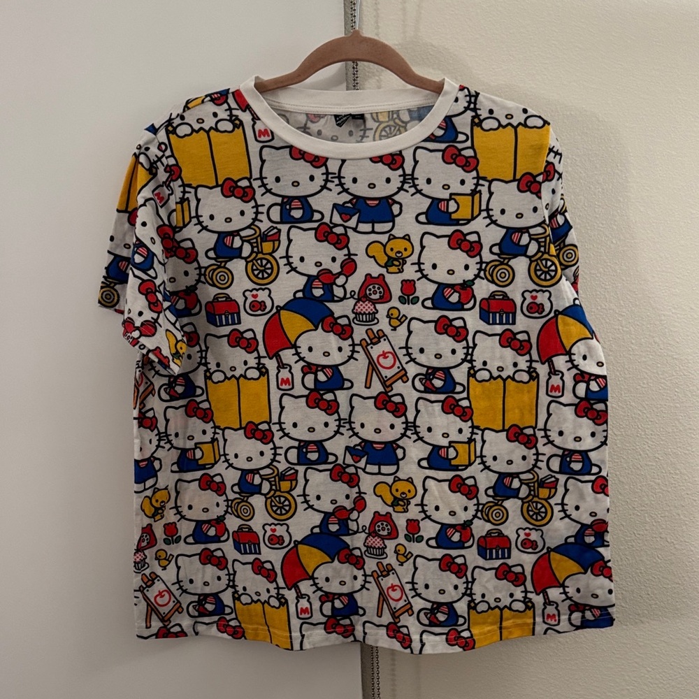 Multicolor Hello Kitty Short Sleeve Tee